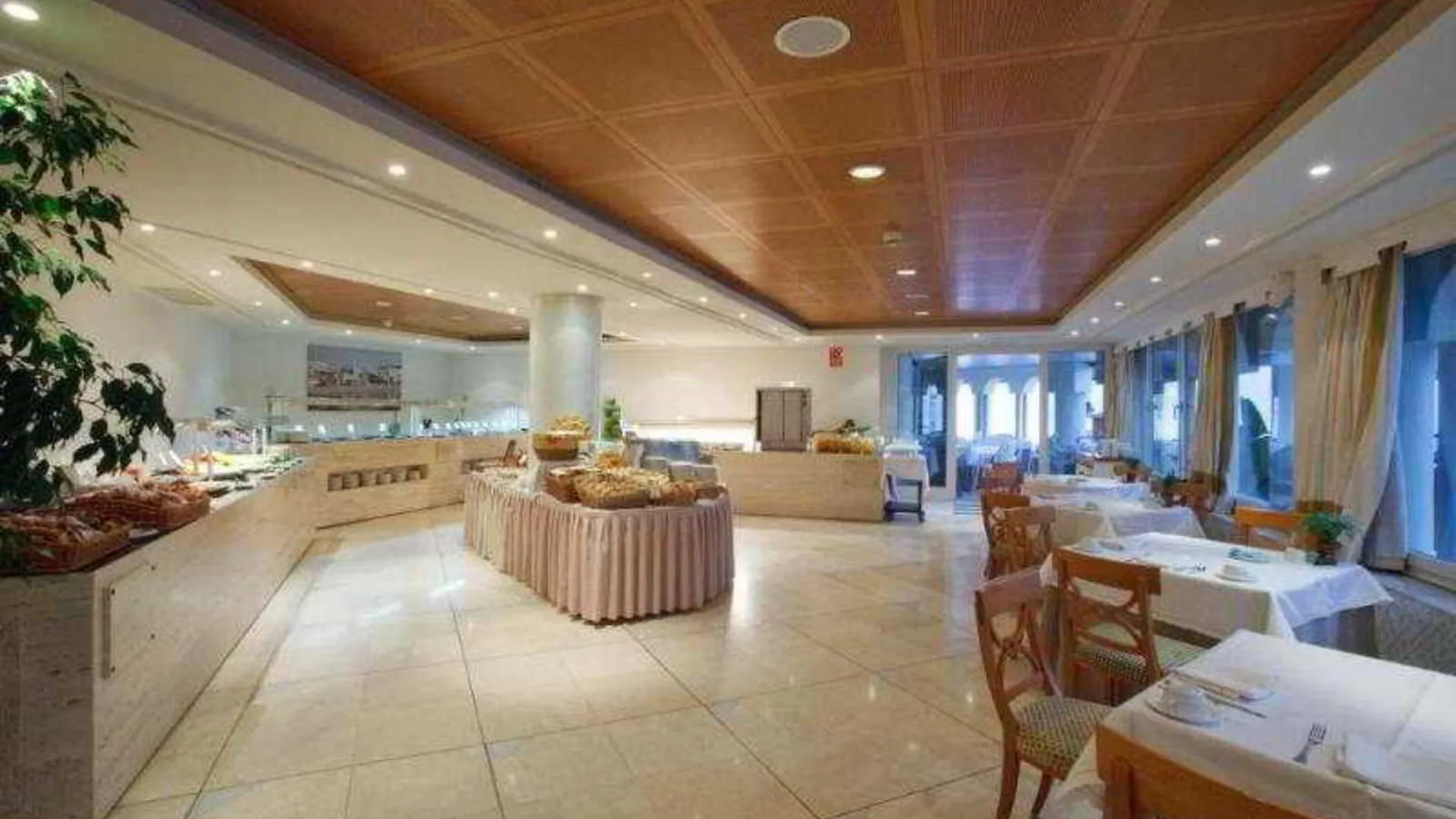 Hotel Playa Victoria Cadix