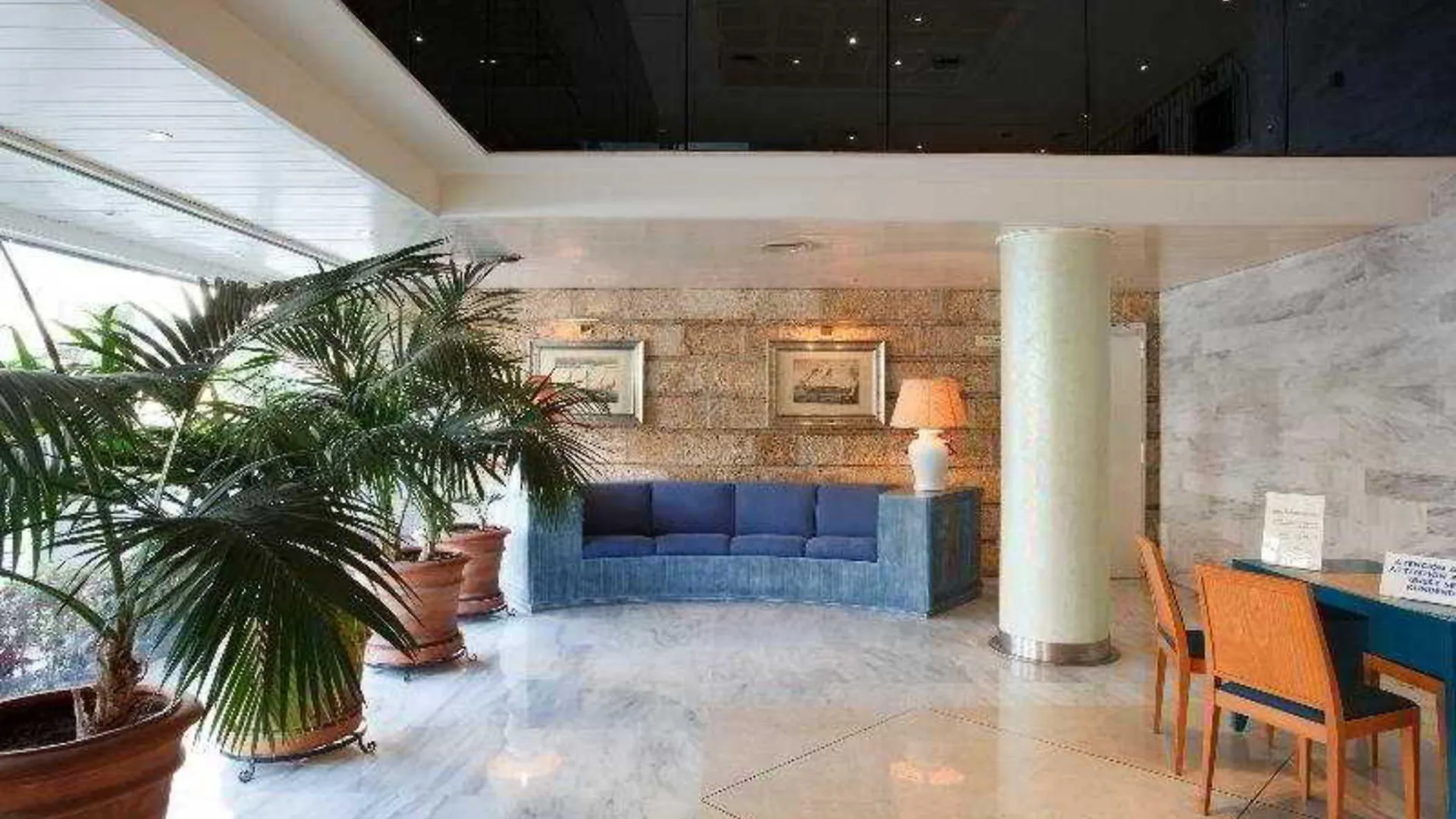Hotel Playa Victoria Cadiz 4*,  Spain