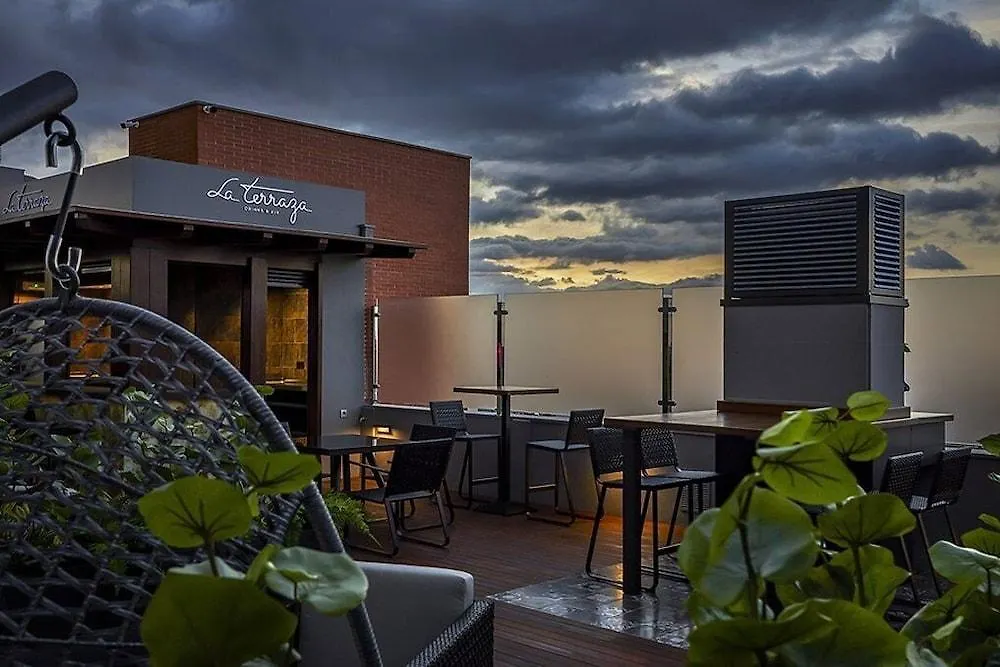 Hotel Playa Victoria Cadiz 4*,